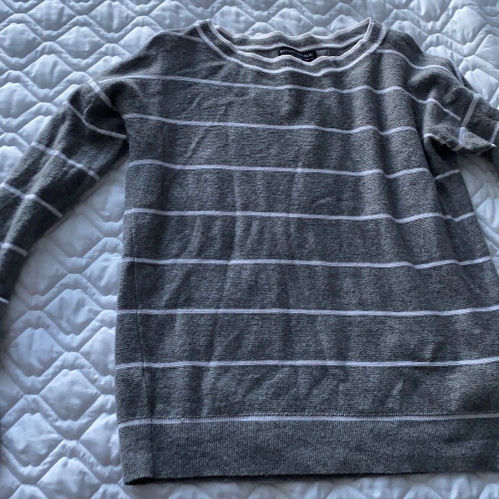 Banana republic grey and white striped sweater